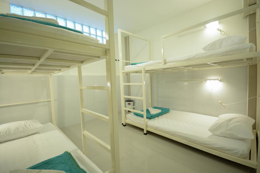 Irest Ao Nang Seafront Hostel Εξωτερικό φωτογραφία