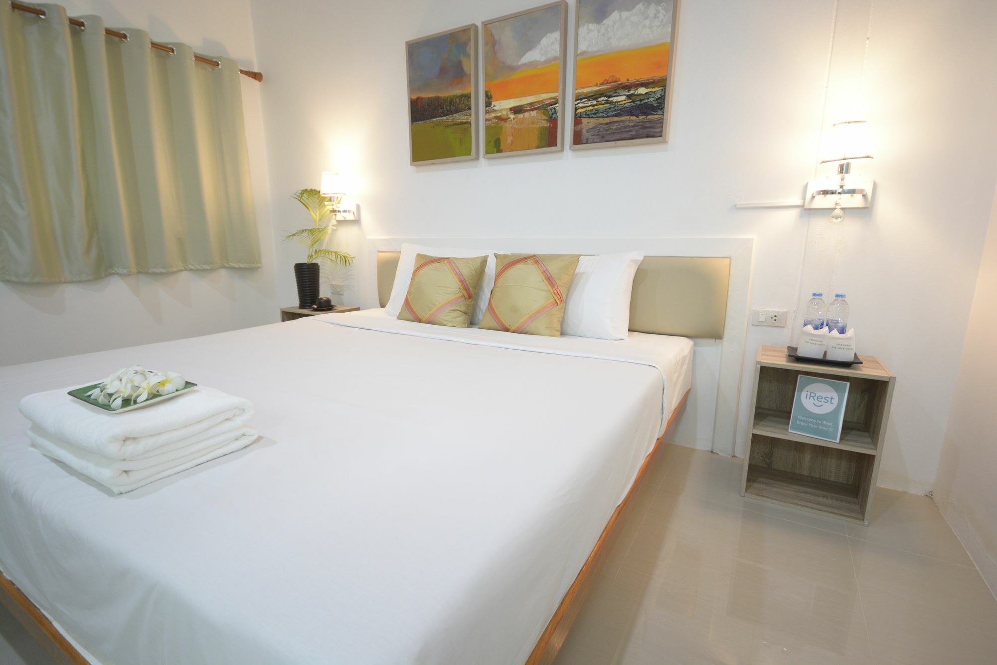 Irest Ao Nang Seafront Hostel Εξωτερικό φωτογραφία