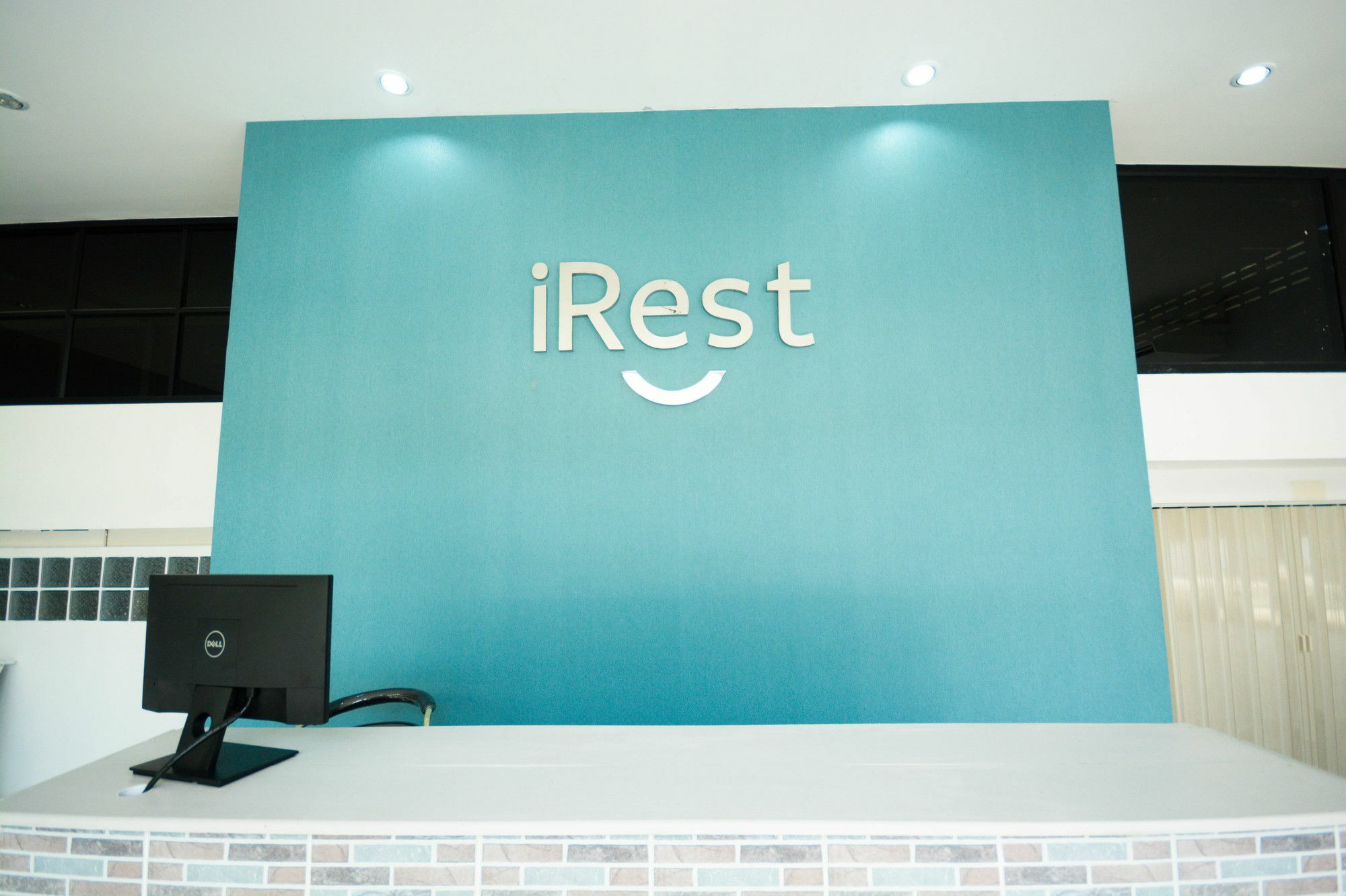 Irest Ao Nang Seafront Hostel Εξωτερικό φωτογραφία